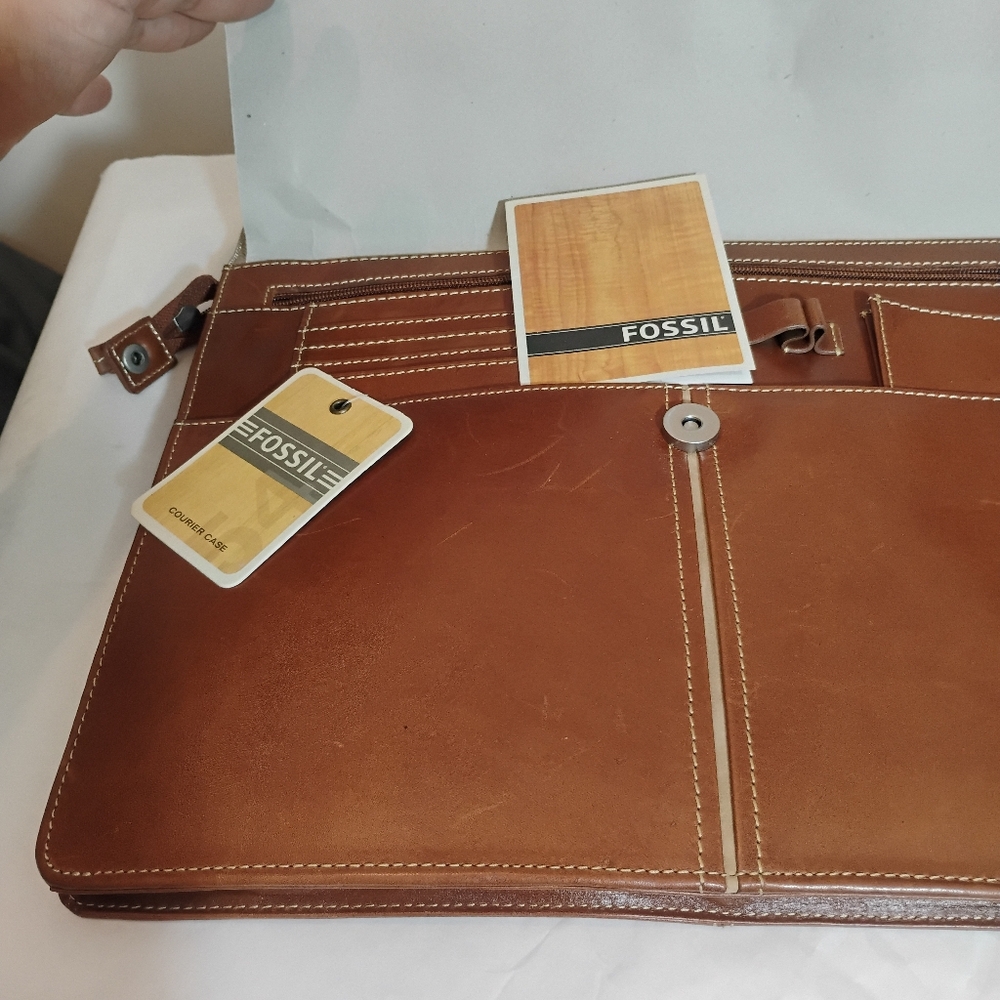 Fossil Courier Case Brown Portfolio Pouch Clutch Briefcase Storage Leather Displ - Picture 5 of 16